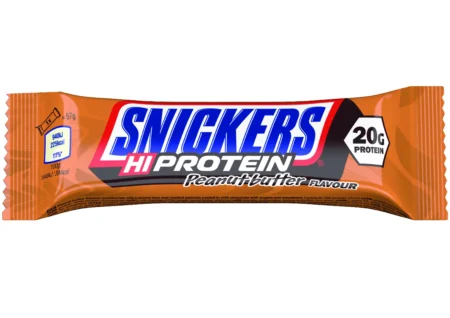 Snickers Hi Protein Peanut Butter – žemės riešutų skonio baltyminis batonėlis. Su karamelės sluoksniu ir kepintais žemės riešutais padengtas pieniško šokolado glaistu. Snickers Hi Protein Peanut Butter sudėtyje 20 g baltymų ir daugiau žemės riešutų skonio